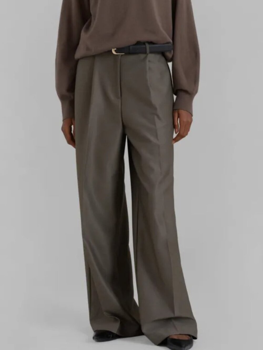 NWT THE FRANKIE SHOP Emilie wide leg pants in dark olive (M)